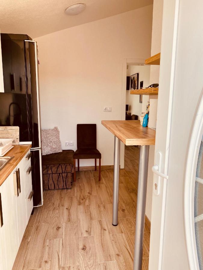 Elena Apartment